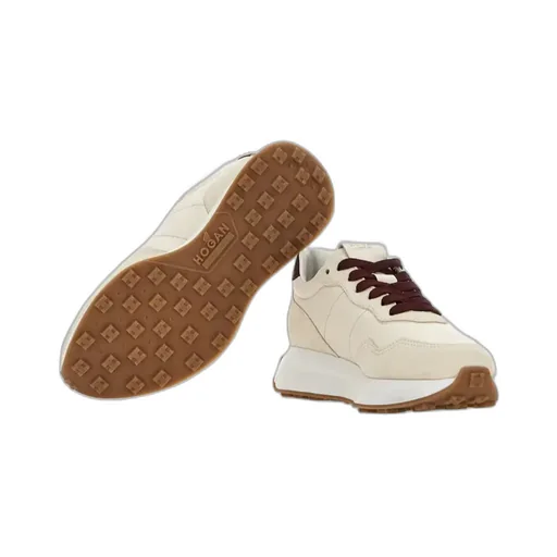 H641 Sneakers