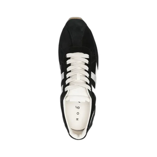 H671 Sneakers