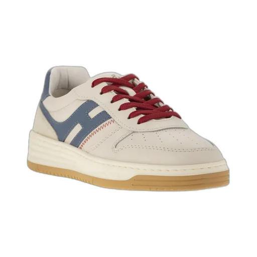 H630 Low-Top Sneakers