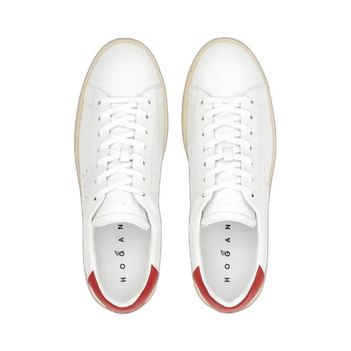 H672 Sneakers