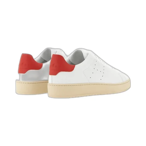 H672 Sneakers