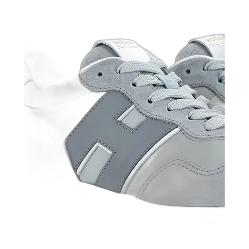H641 Low Sneakers