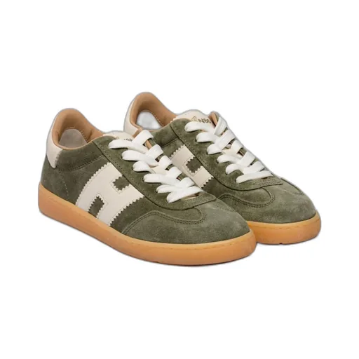 Logo Patch Low-Top Sneakers