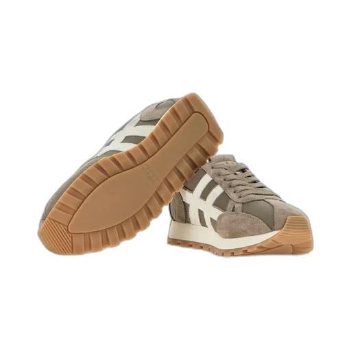 H671 Side Logo Patch Sneakers