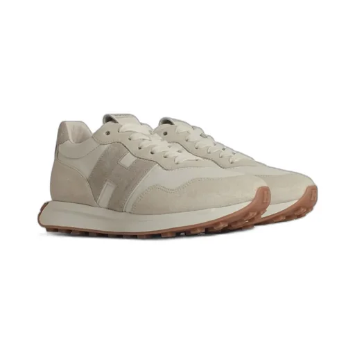 H602 Logo Patch Sneakers
