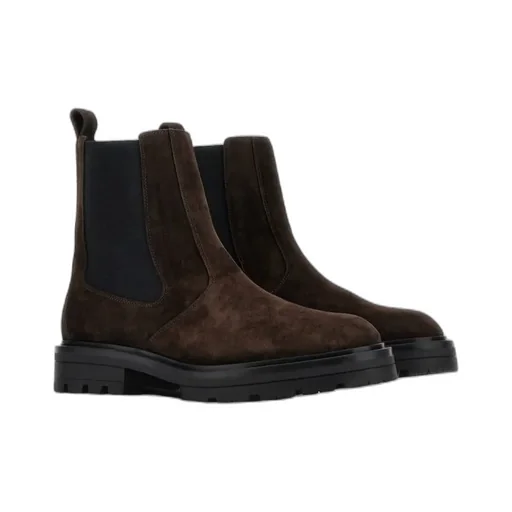 H673 Round-Toe Chelsea Boots