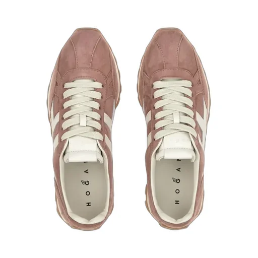 Logo Patch Low-Top Sneakers