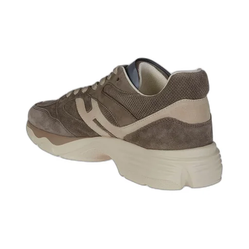 Low-Top Laced Sneaker