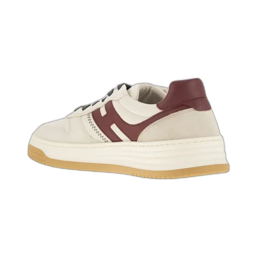 H630 Low-Top Sneakers