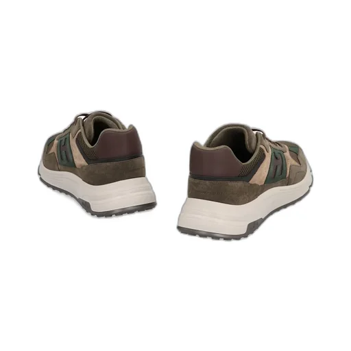 Hyperlight Lace-Up Sneakers