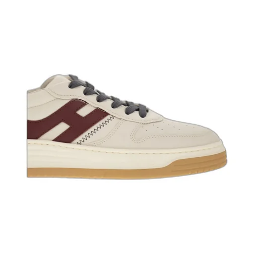 H630 Low-Top Sneakers