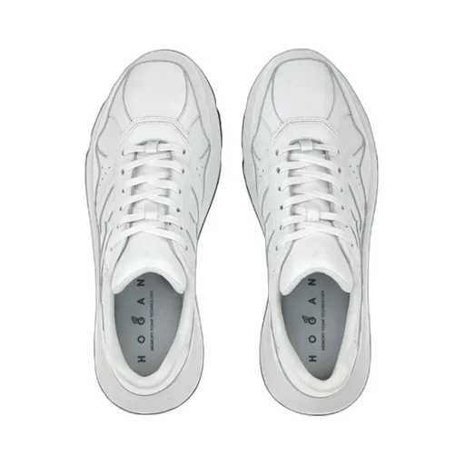 Hyperlight Lace-Up Sneakers