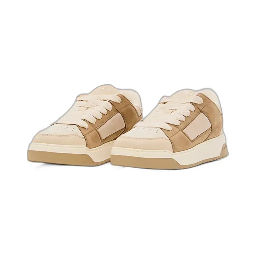 H667 Low-Top Sneakers