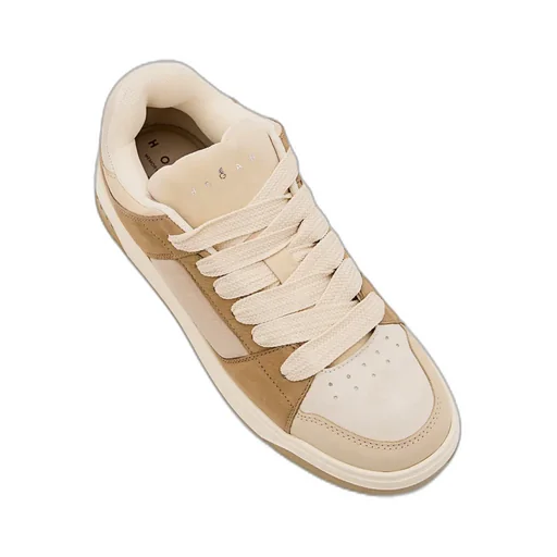 H667 Low-Top Sneakers