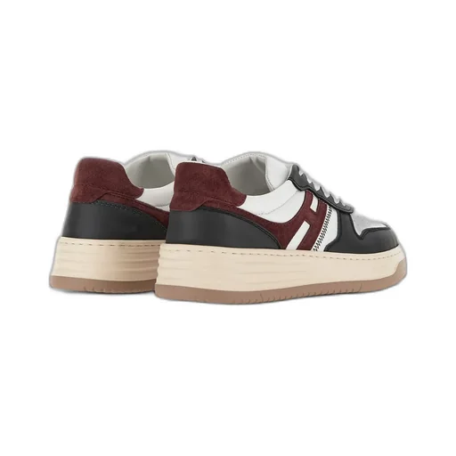 H630 Sneakers