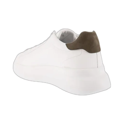 H580 Low-Top Sneakers