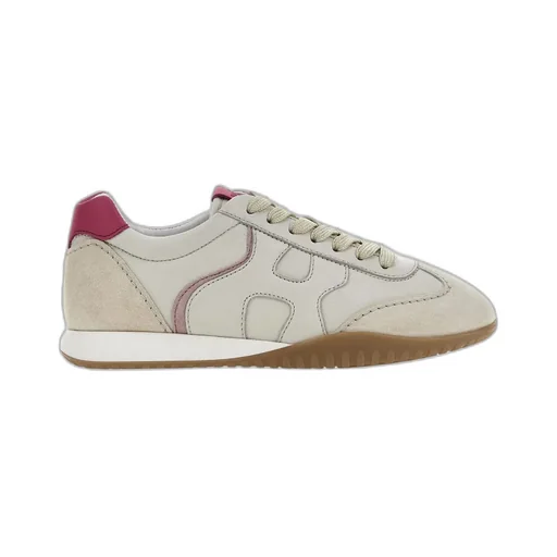Olympia-Z Sneakers