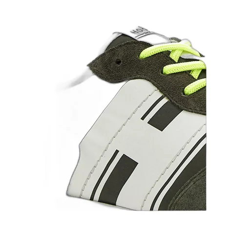 H601 Lace-Up Sneakers