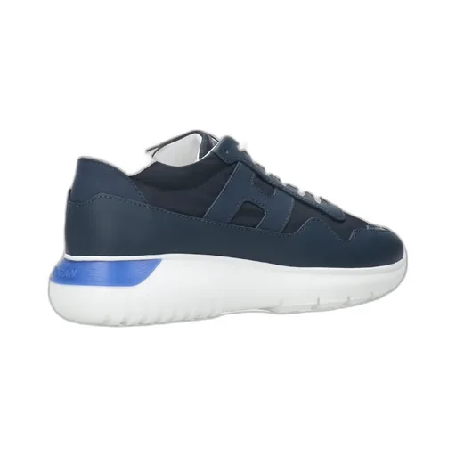 Leather Logo-Patch Low-Top Sneakers