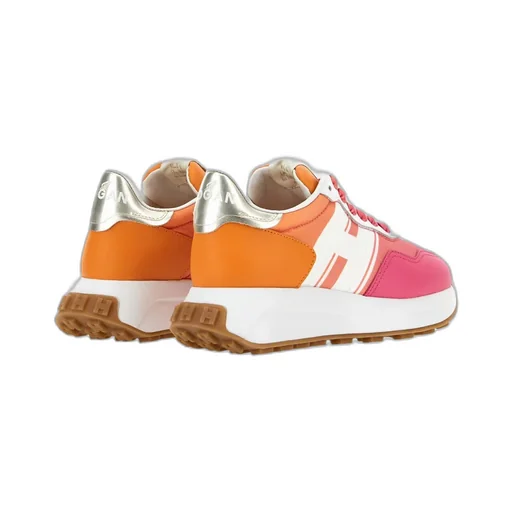 H641 Lace-Up Sneakers