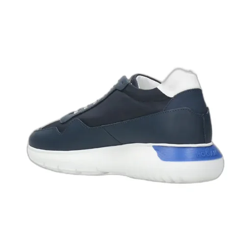 Leather Logo-Patch Low-Top Sneakers