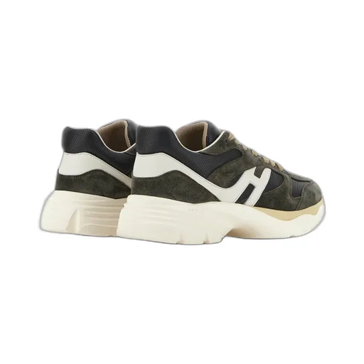 H665 Low-Top Sneakers