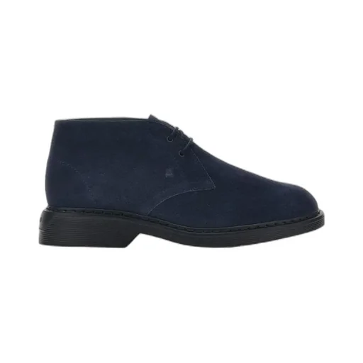 Round-Toe Lace-Up Desert Boots