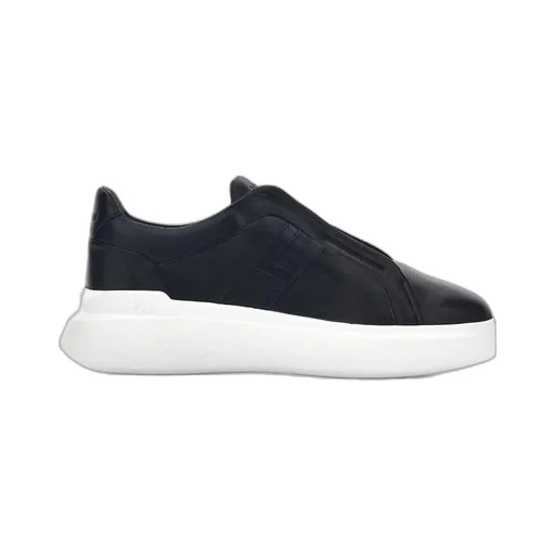H580 Bull Low-Top Sneakers