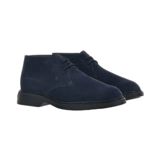 Round-Toe Lace-Up Desert Boots