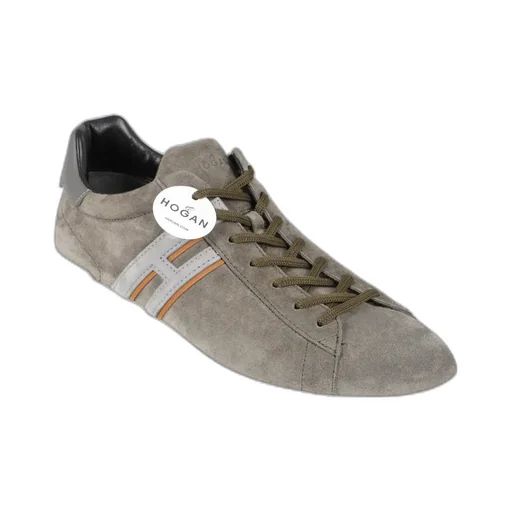 H580 Lace-Up Sneakers