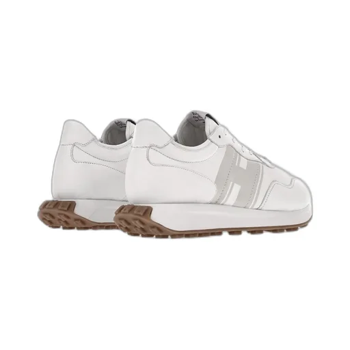 H601 Low-Top Sneakers