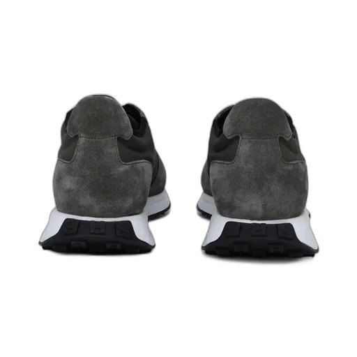 H601 Lace-Up Sneakers