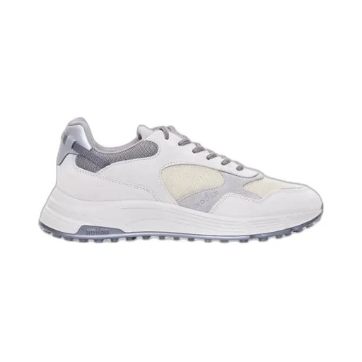 Hyperlight Low-Top Sneakers