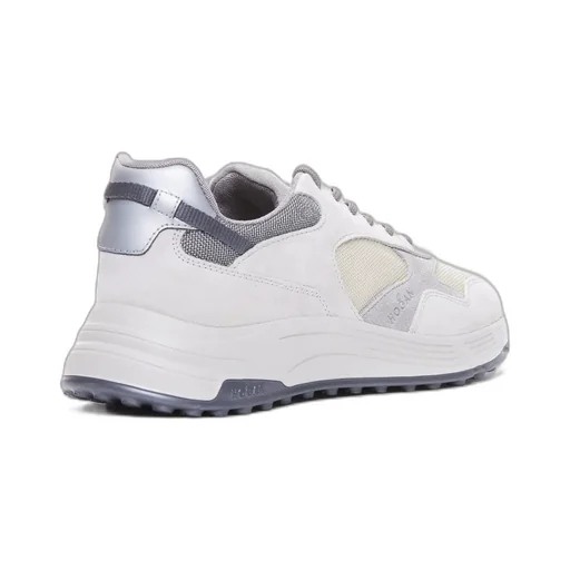 Hyperlight Low-Top Sneakers