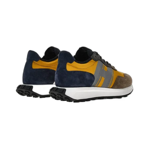 H601 Low-Top Sneakers