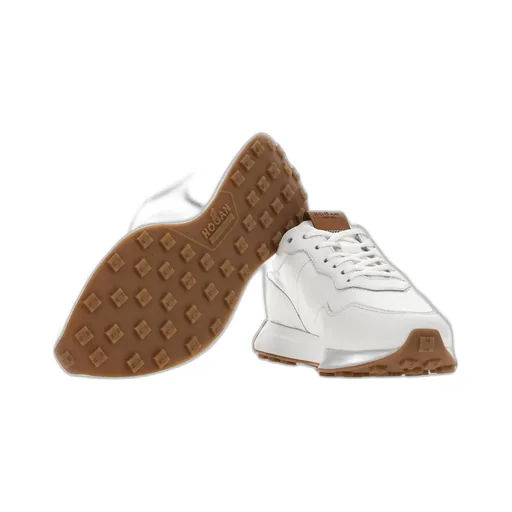H601 Lace-Up Sneakers