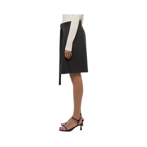 Wide Pleated Shorts