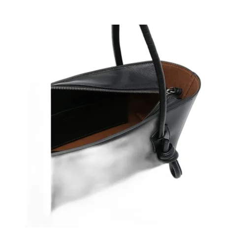 Fleca Shoulder Bag