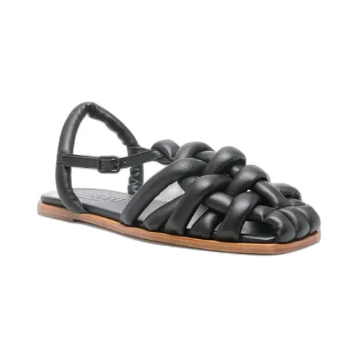Square-Headed Flat Sandals