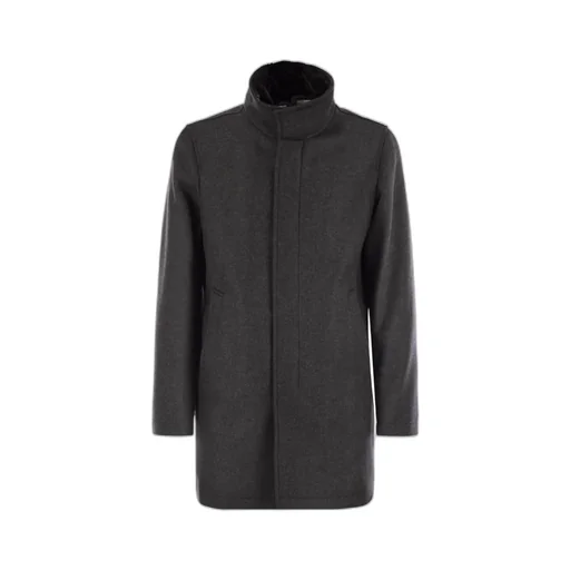 Coat With Detachable Collar