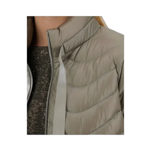 Ultralight Resort Short Jacket
