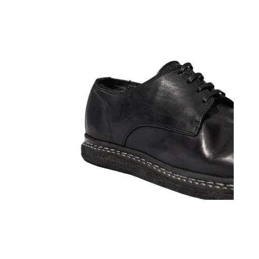 Round-Toe Casual Shoes
