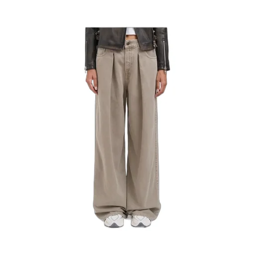 Wide-Leg Jeans