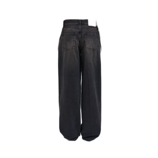 Wide-Leg Jeans