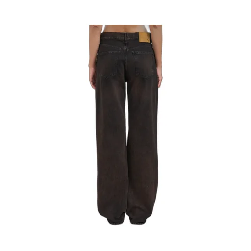 Wide-Leg Jeans