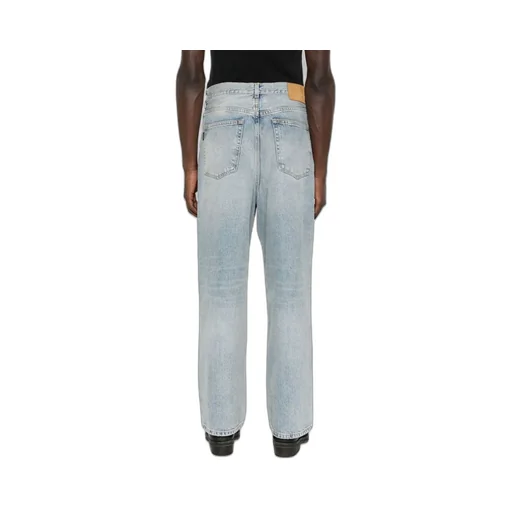 Wide-Leg Jeans
