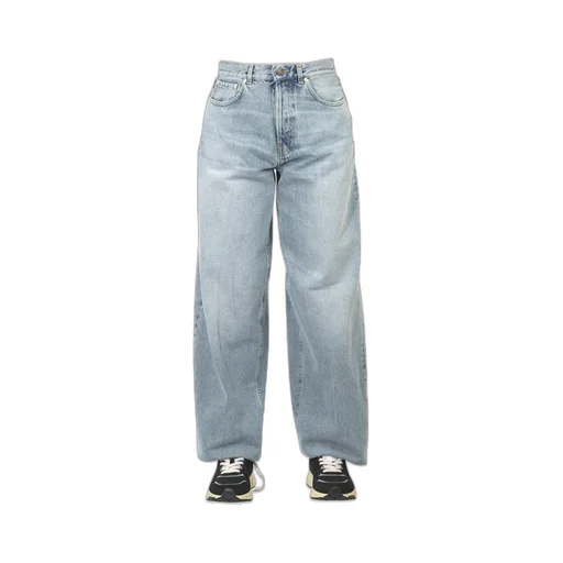 Wide-Leg Jeans