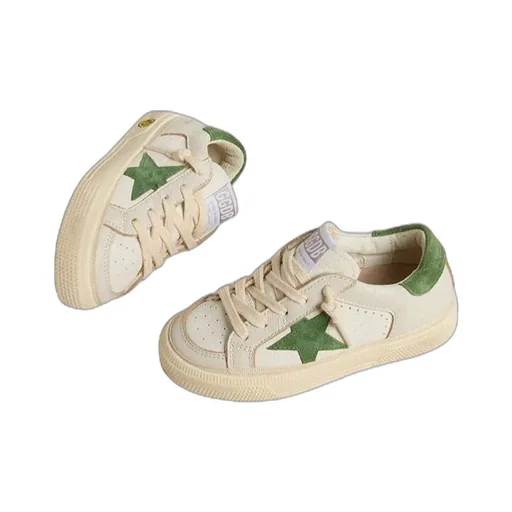 Star Patch Low-Top Sneakers
