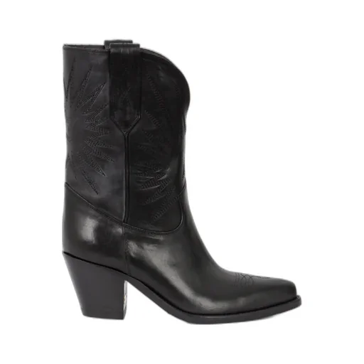 Low Wish Star Pointed-Toe Boots