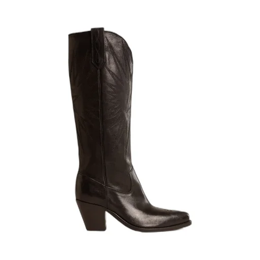 Pointed-Toe Cowboy Boots